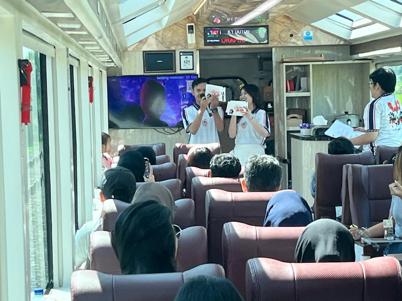 Tingkatkan Pelayanan, Daop 2 Bandung Gelar Acara Lelang on Train Panoramic