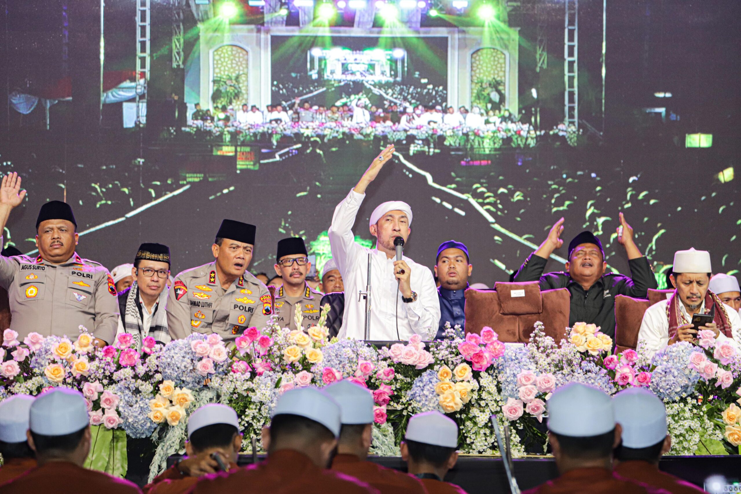 Jawa Tengah Bersholawat untuk Indonesia Maju dan Damai