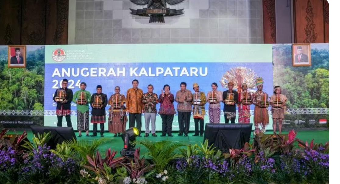 10 Pahlawan Lingkungan Menerima Anugerah Kalpataru