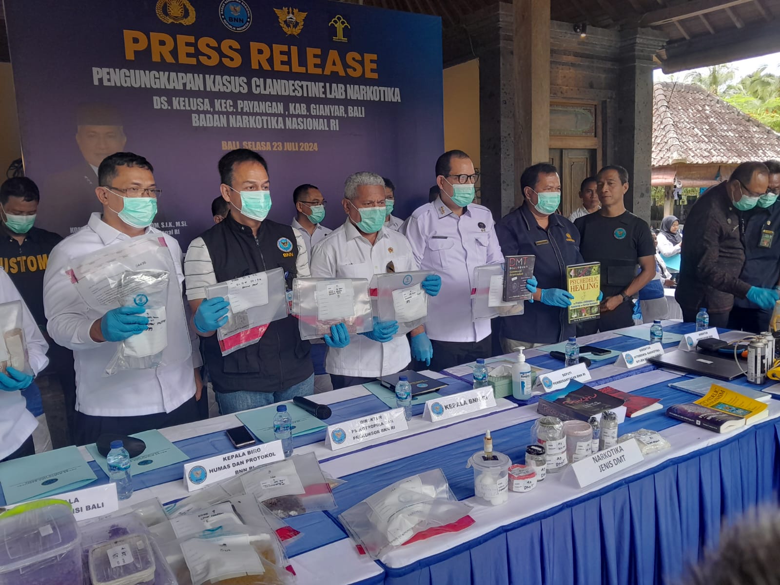 Badan Narkotika Nasional (BNN) juga mengungkap kasus clandestine laboratory di sebuah villa yang berlokasi di Gianyar, Bali.