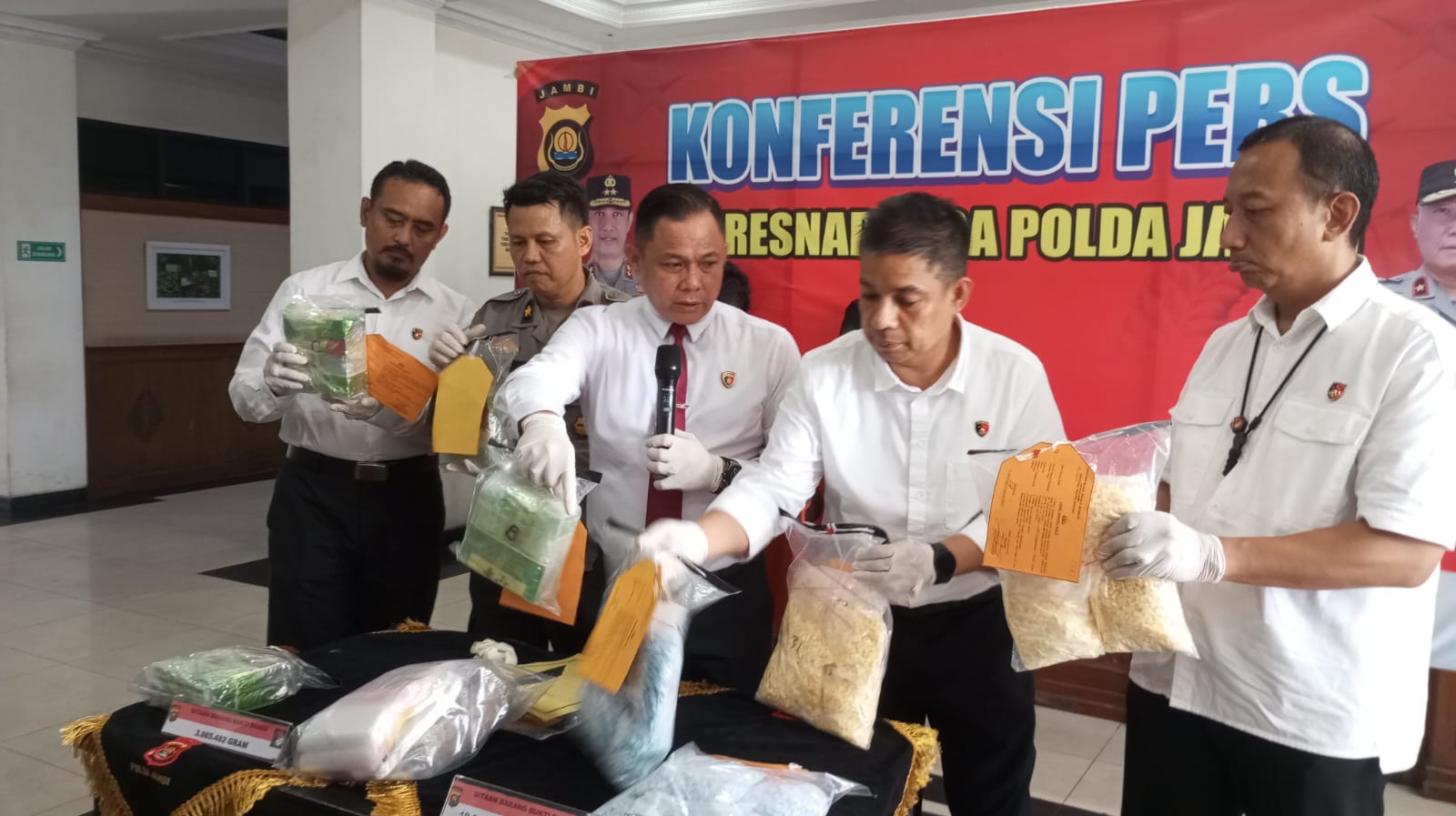 Polda Jambi Amankan 4 Kg Sabu dan 20 Ribu Butir Ekstasi