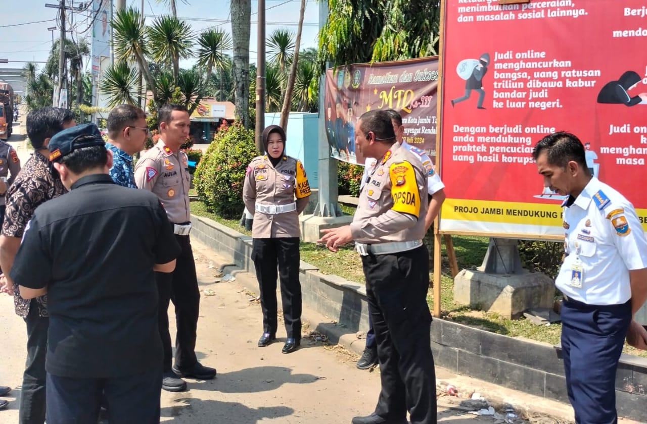 Antisipasi Macet Jalan Nasional, Pelintasan Truk di Jembatan Batanghari I Dibatasi