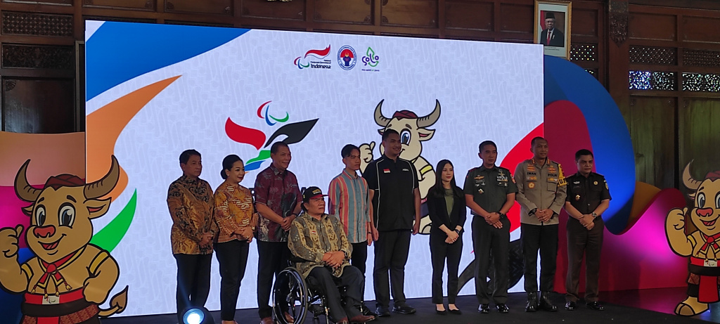 Peluncuran maskot kebo bule untuk Peparnas XVII/2024