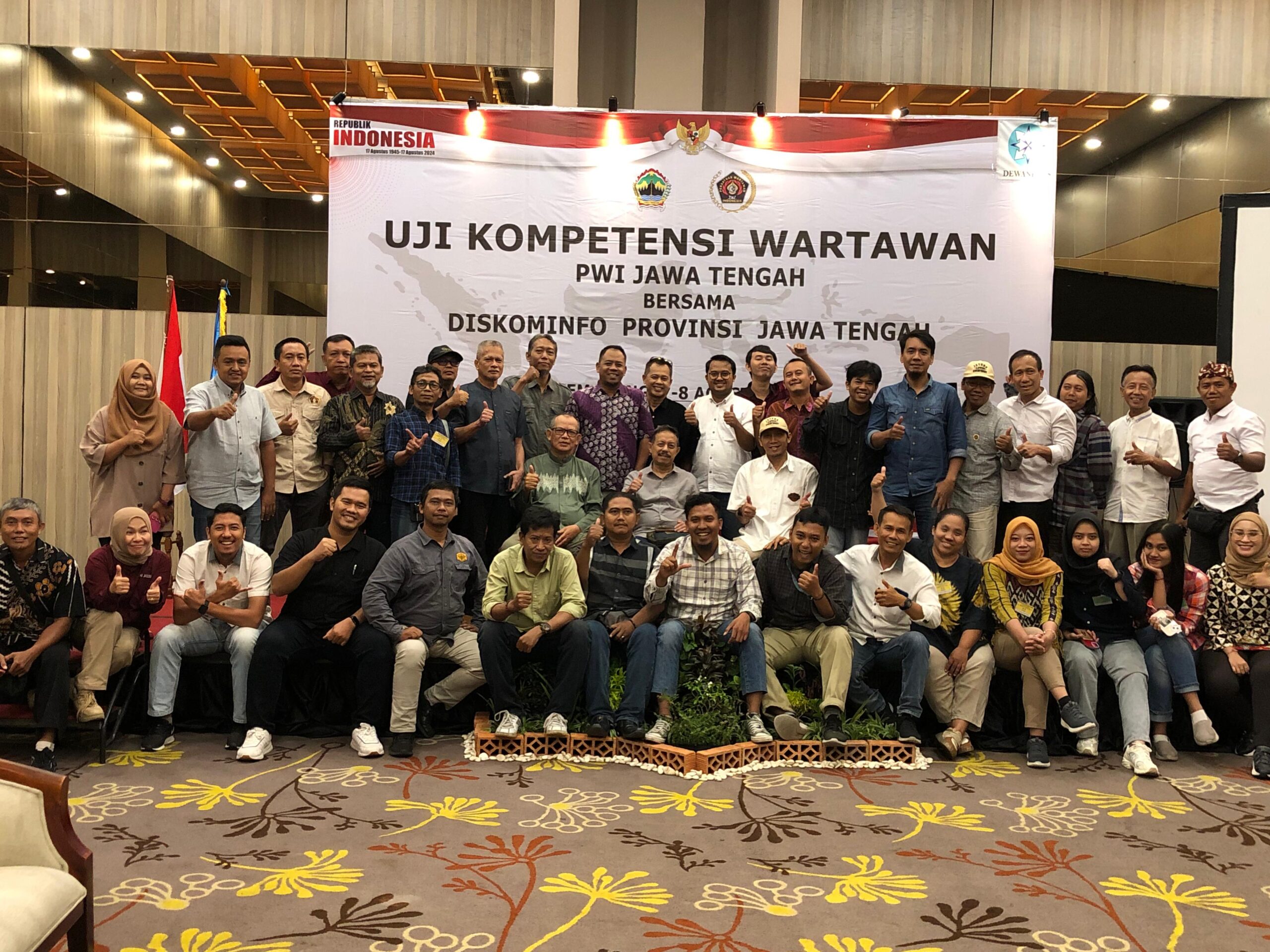 Para wartawan peserta UKW di jawa Tengah