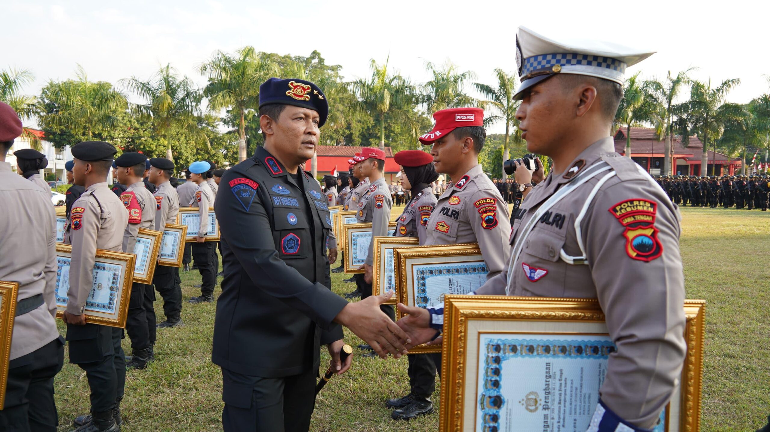 Kapolda Jateng Minta Brimob Jaga Amanah Rakyat