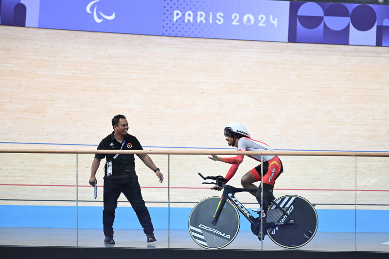 ATLET para balap sepeda Indonesia M Fadli Immanudin harus puas berada di urutan 10 di nomor Individual Pursuit (IP) 4000 meter putra klasifikasi C4 Paralimpiade Paris 2024.