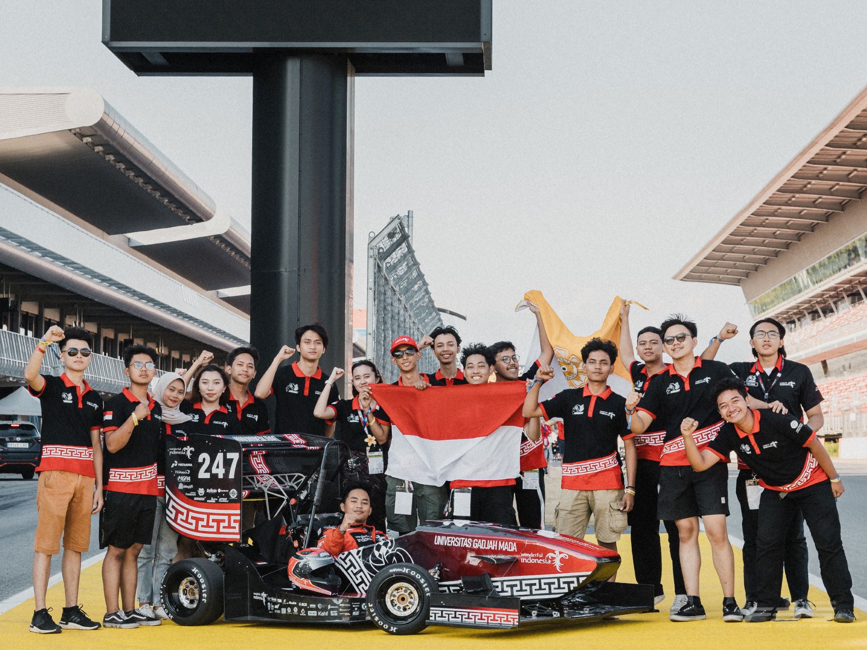 Wonderful Indonesia Bimasakti Racing Team berhasil menyabet 7 penghargaan di Formula Student Spain 2024