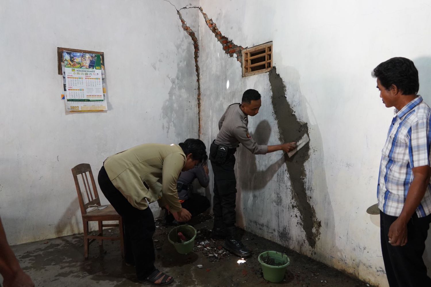 Polda DIY Ajak Mahasiswa UGM Bantu Korban Gempa Yogyakarta