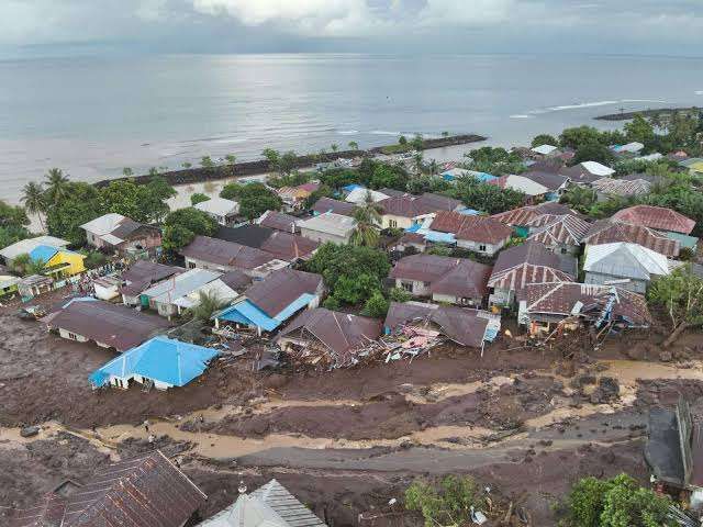 BNPB Salurkan Dana Siap Pakai Rp1,1 Miliar untuk Banjir Ternate