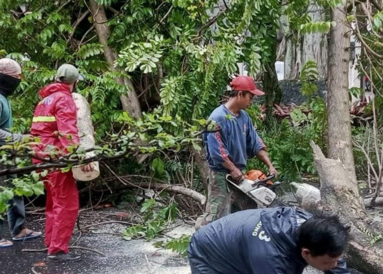 Pemkot Bandung Imbau Warga Siaga Bencana Cuaca Ekstrem