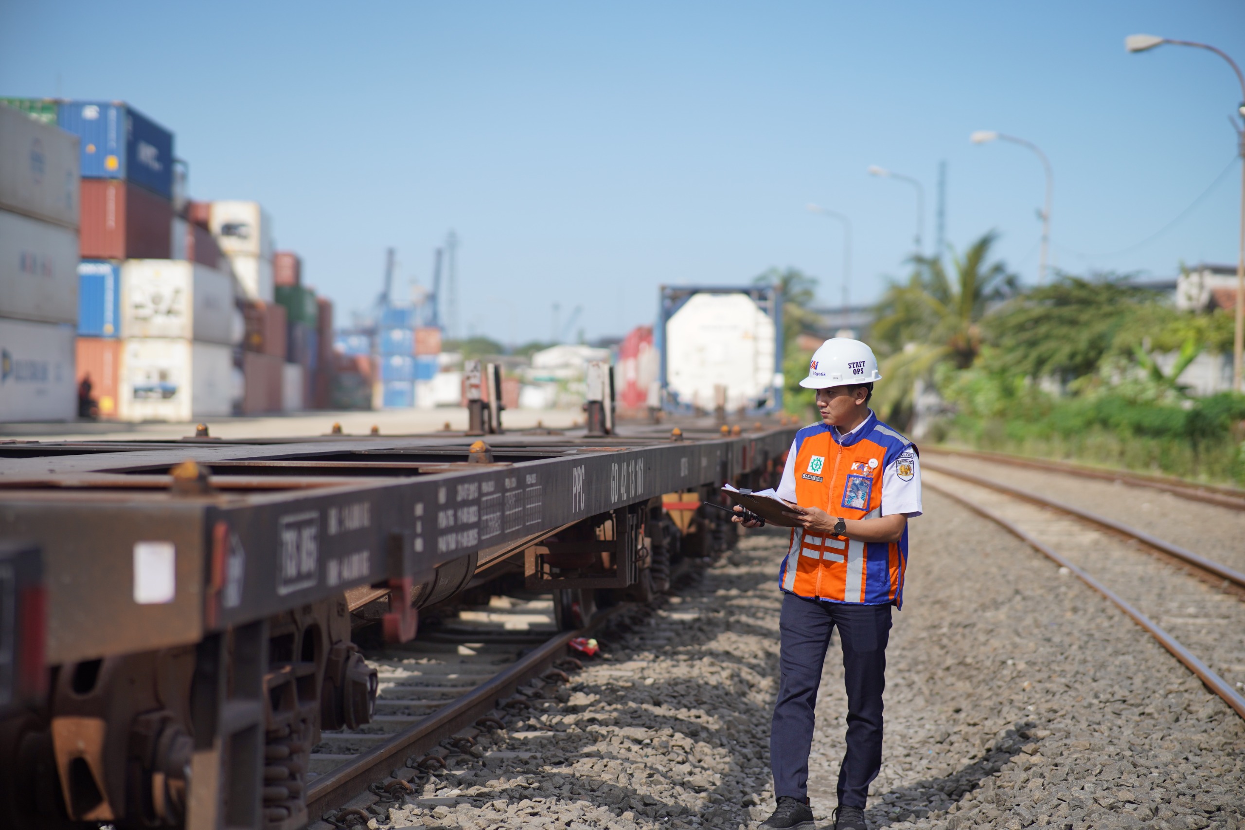 PT KAI Logistik fokus penambahan kapasitas angkut KA Kontainer.