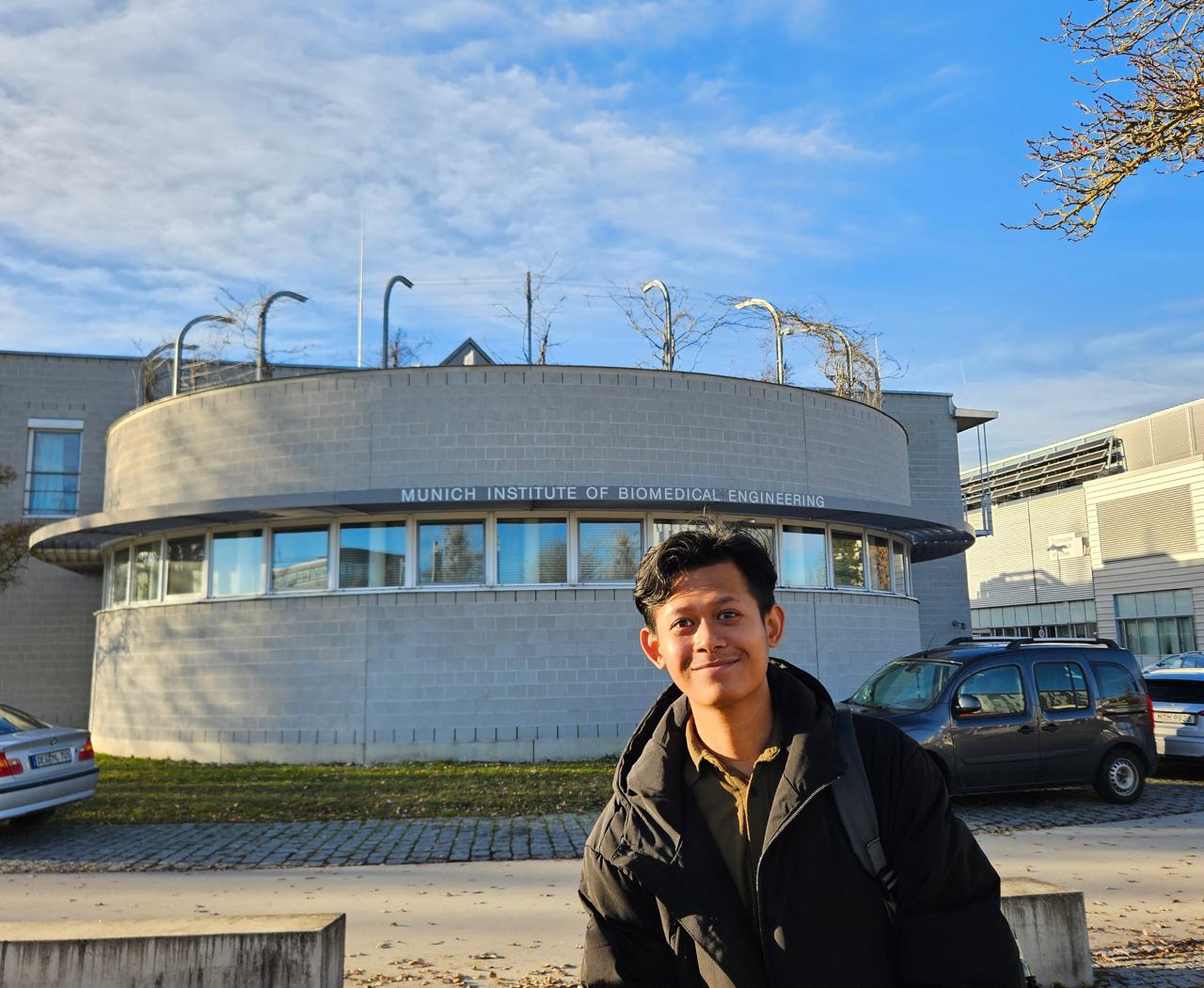 Muhammad Najib, 24 akhirnya bisa meraih kesempatan untuk menjadi peserta program Indonesian International Student Mobility Awards (IISMA) tahun 2023.