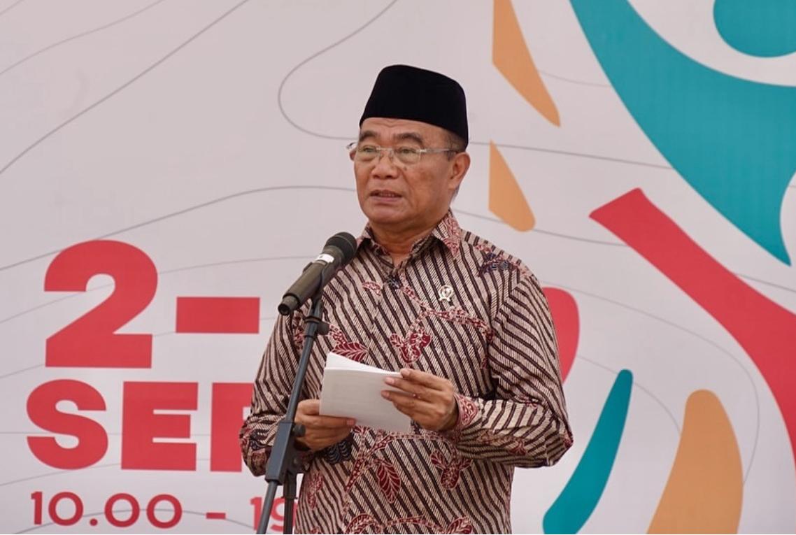 Muhadjir Effendy Jabat Plt Menteri Sosial Gantikan Risma