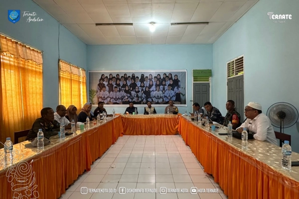 Pengungsi Korban Banjir Bandang Ternate Pindah ke Huntara