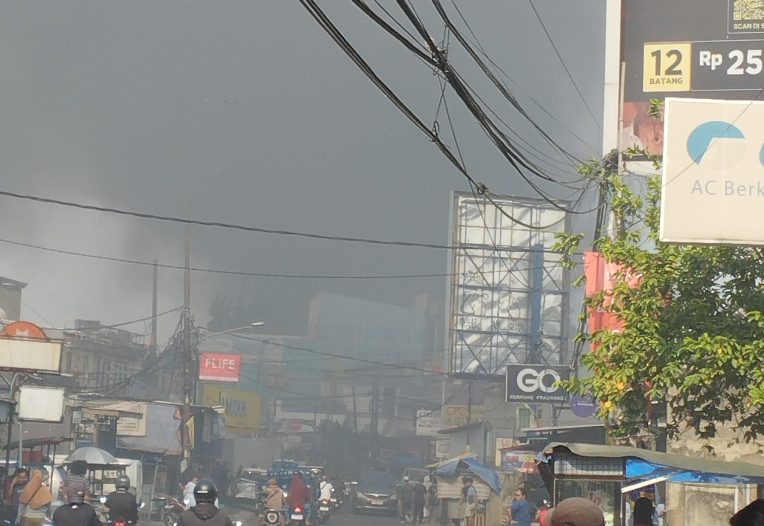 Kebakaran di Pondok Aren Sebabkan Kemacetan