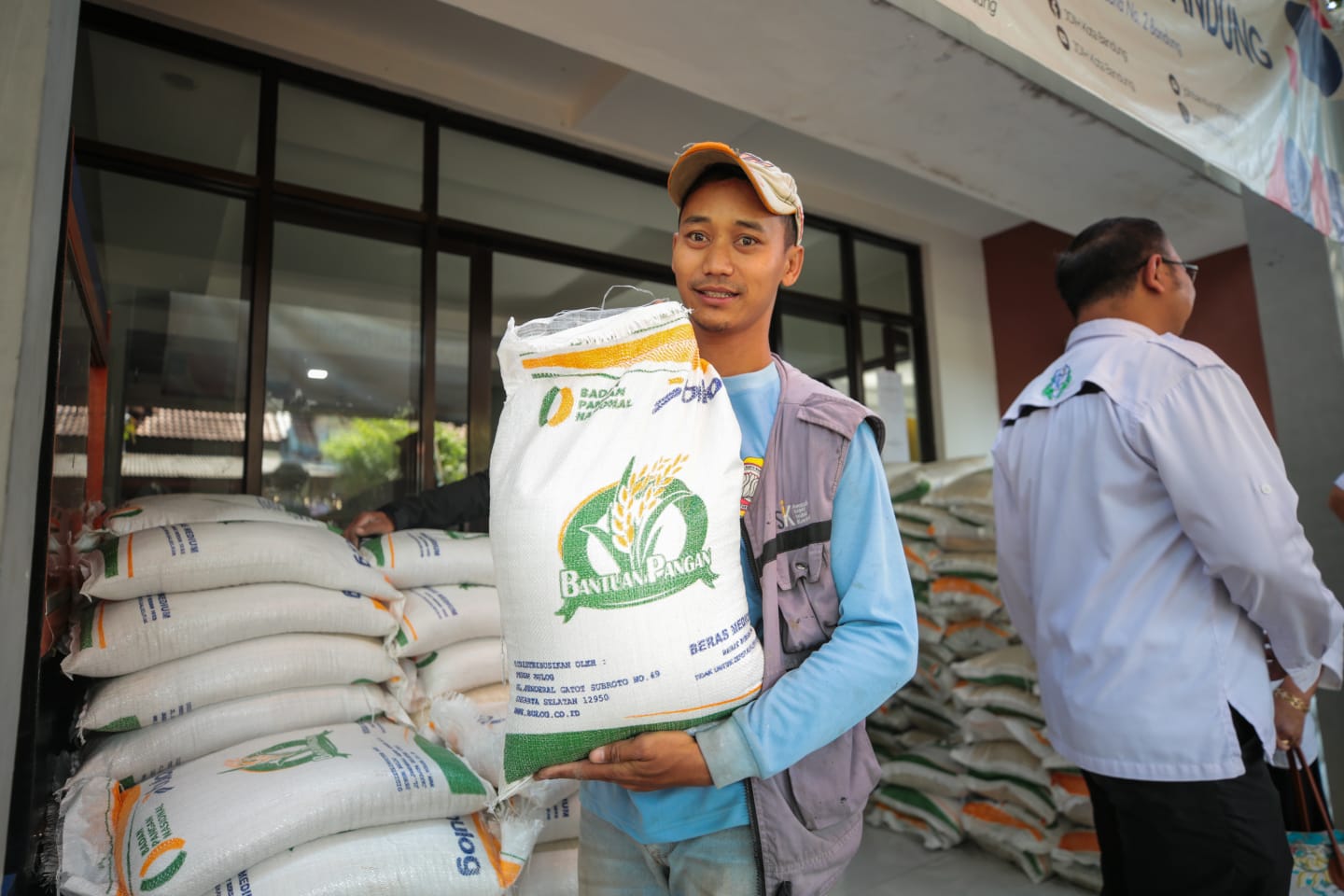 Pemkot Bandung Pastikan Bantuan Beras CPP Layak Konsumsi