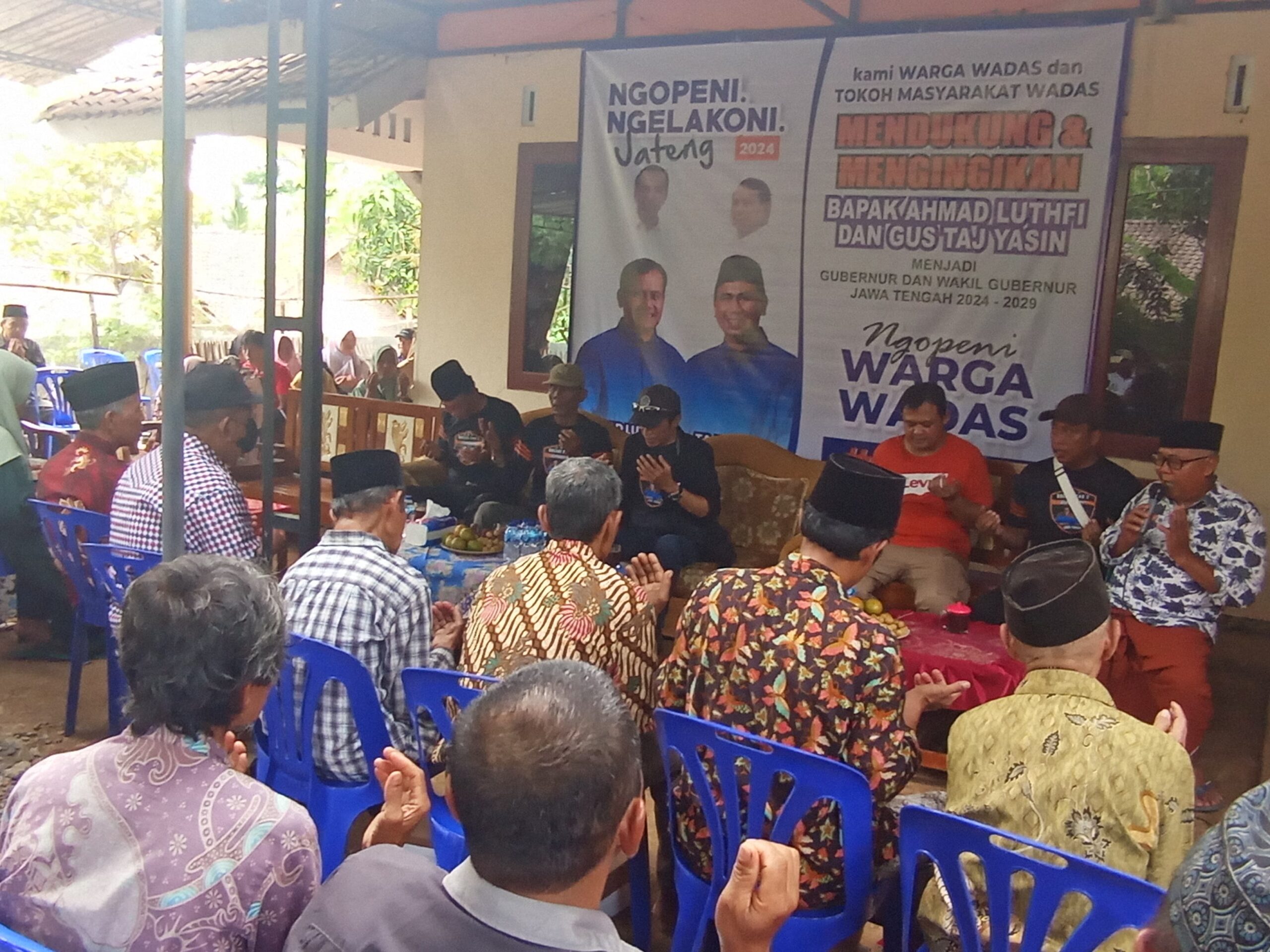 WARGA Desa Wadas, Kecamatan Bener, Kabupaten Purworejo mendeklarasikan dukungan untuk Ahmad Luthfi sebagai Gubernur Jateng periode 2024-2029