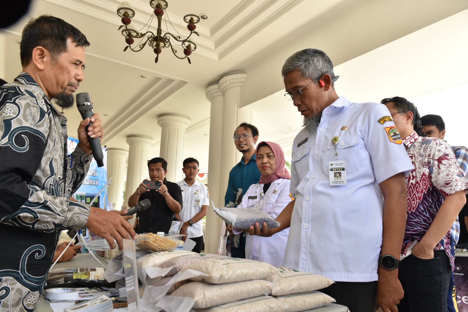 Pemprov Jateng Dorong Petani Produksi Beras Rendah Karbon