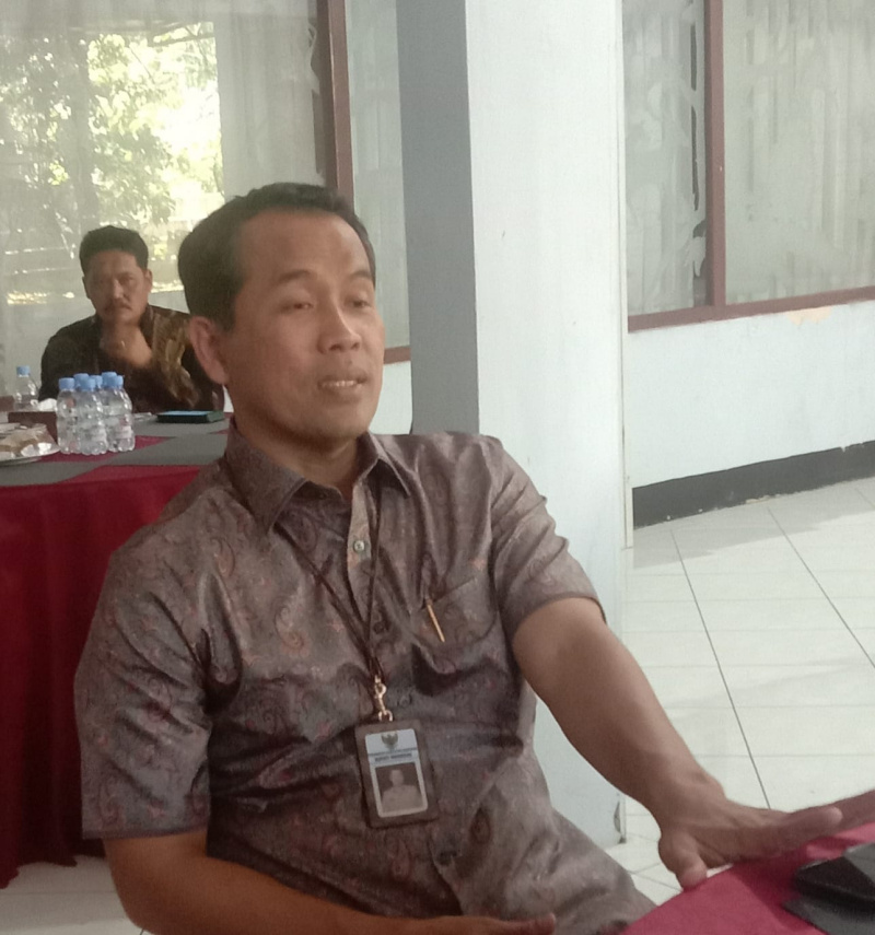 BUPATI Wonogiri Joko Sutopo mengaku akan berkonsultasi dengan DPR RI agar para PTT bisa menjadi PPPK penuh waktu.