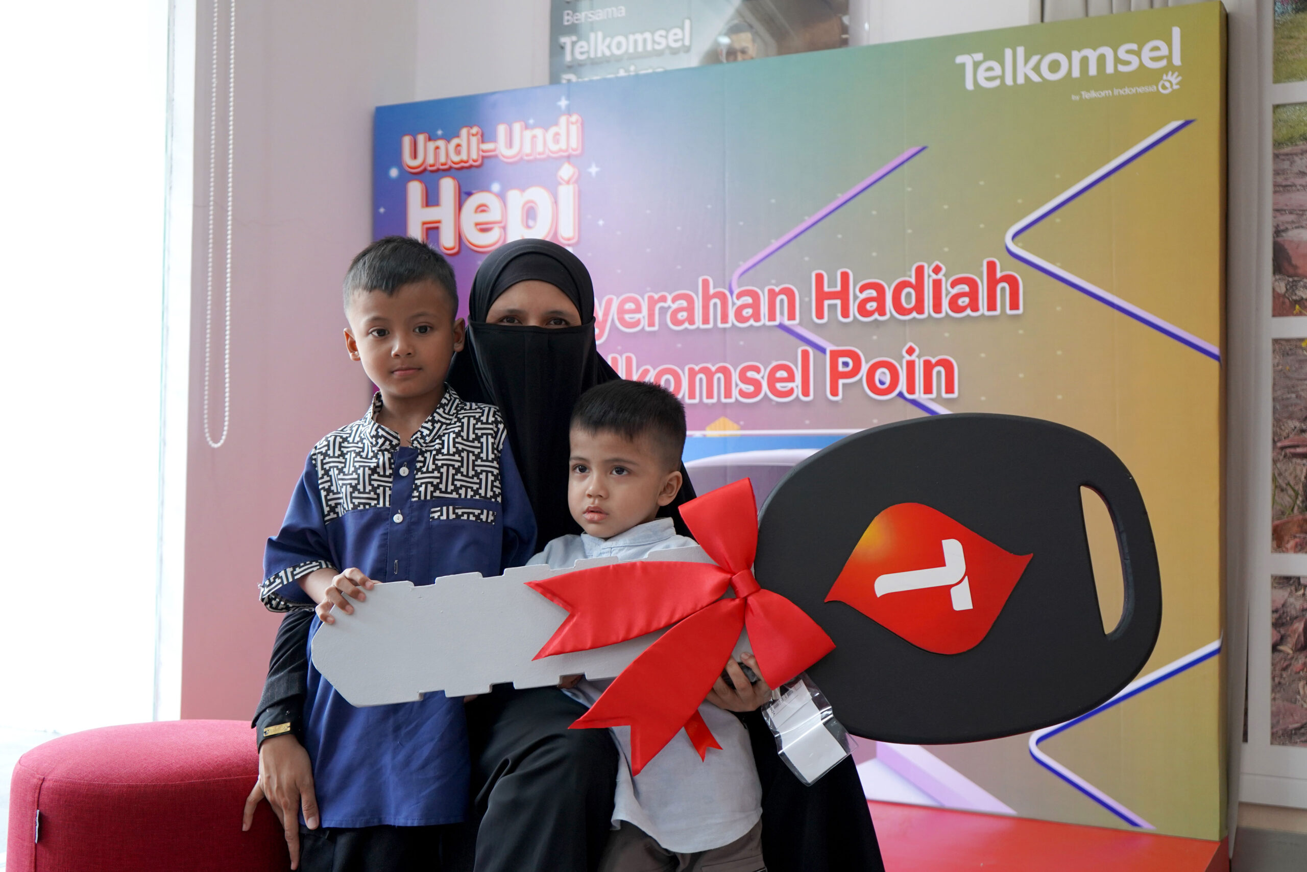 Telkomsel Bagi-bagi Hadiah untuk Pelanggan Setia