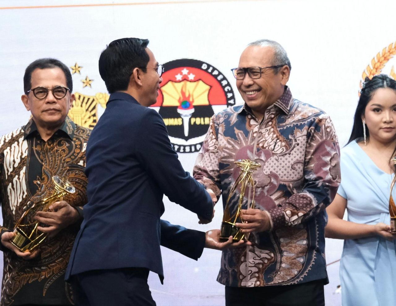 Kementerian ATR/BPN Dapat Penghargaan dari iNews TV