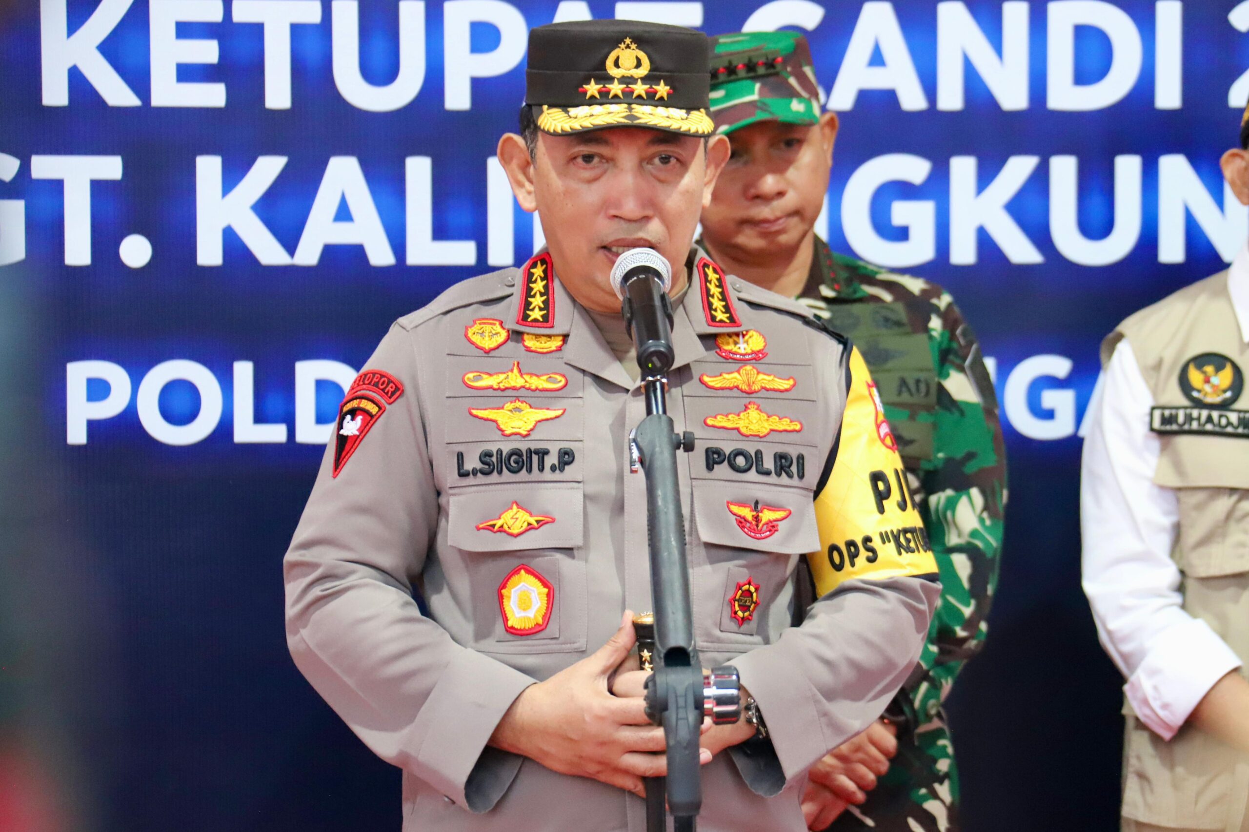 Kapolri: Polda Sumbar Usut Tuntas Kasus Polisi Tembak Polisi