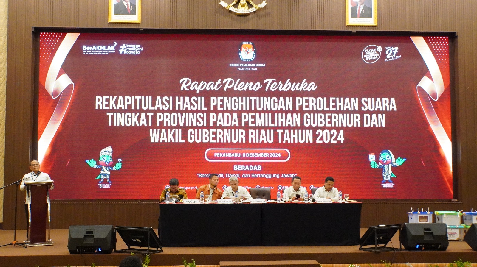 KPU Riau mengumumkan bahwa tingkat partisipasi pemilih di Pilkada 2024 menunjukkan angka yang lebih tinggi dibandingkan pada 2018 dan 2013.