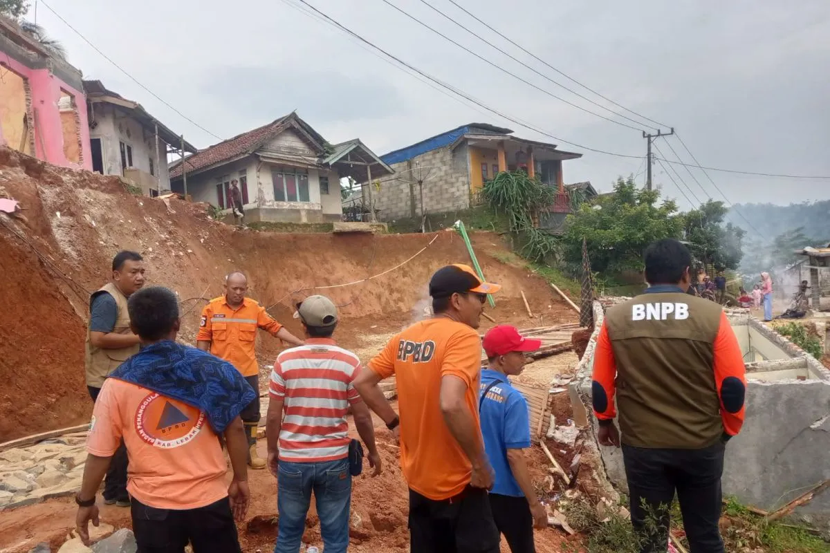 351 Rumah Rusak di Lebak Dampak Pergerakan Tanah