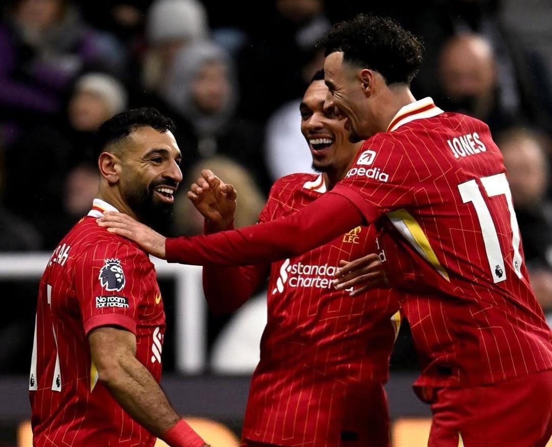 LIVERPOOL harus puas bermain imbang 3-3 dengan Newacastle United dalam lanjutan liga Primer Inggris Kamis (5/12/2024) dini hari WIB