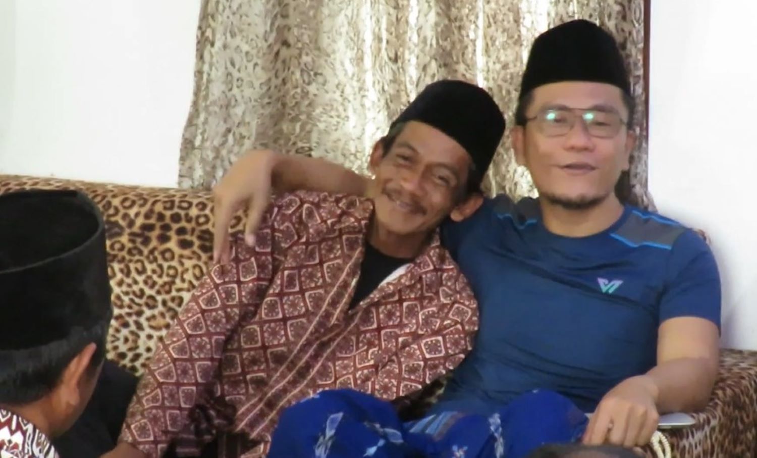 Datangi Ponpes Ora Aji, Sonhaji Maafkan Gus Miftah