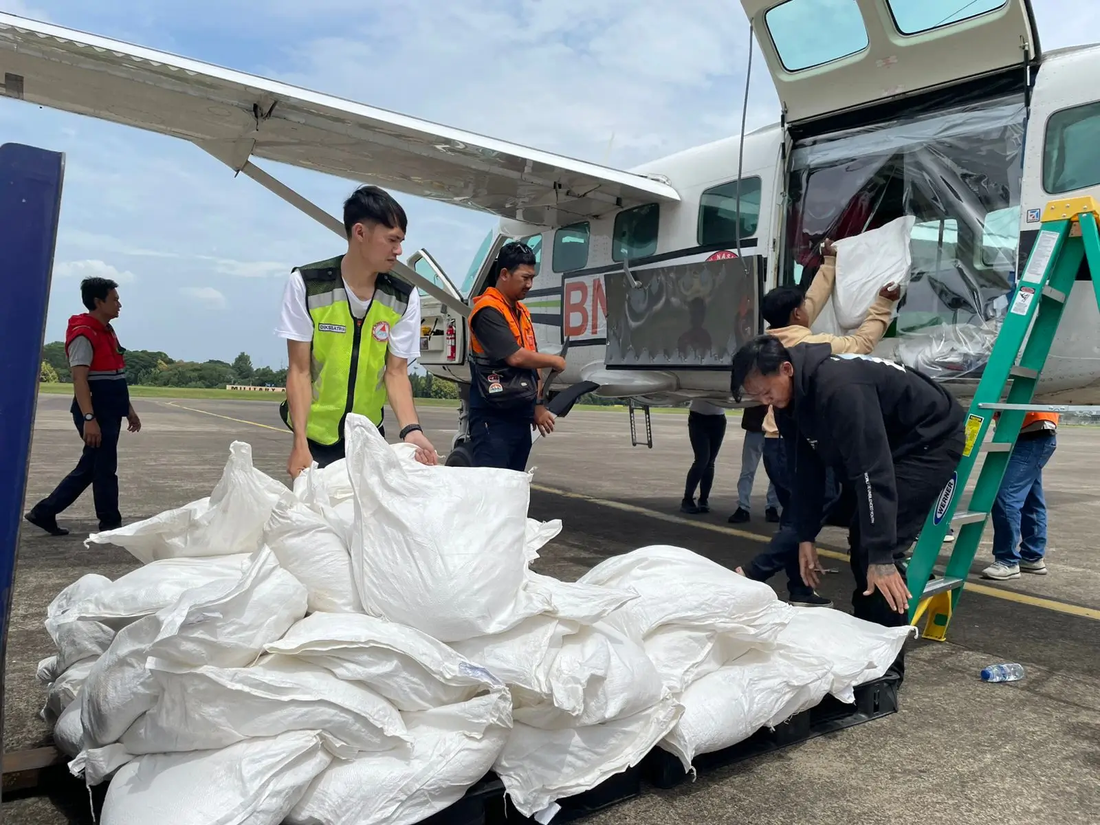 BNPB Lakukan Operasi Modifikasi Cuaca di Sukabumi dan Cianjur