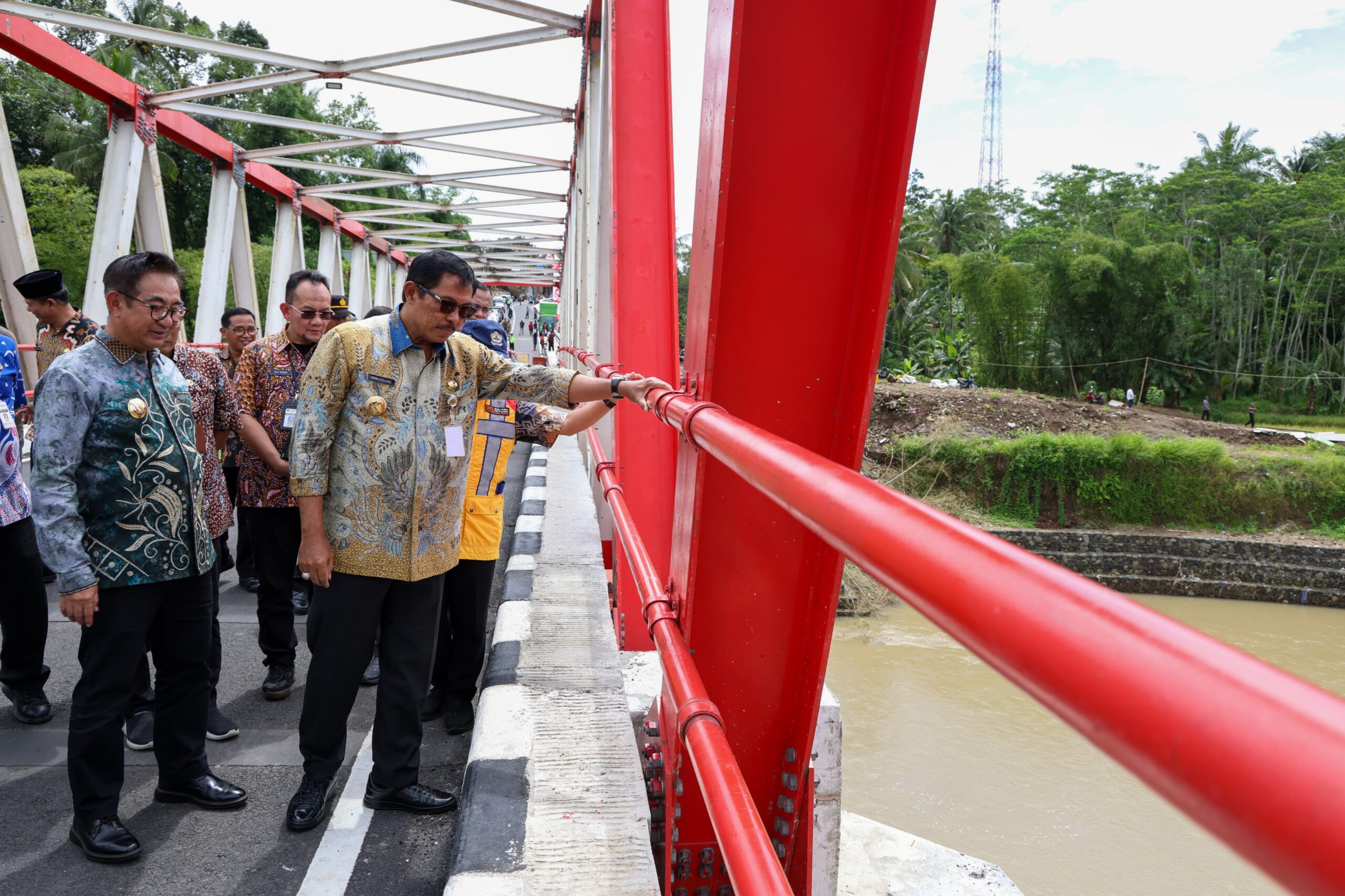 Jembatan Sucipto Suwigo Magelang Diresmikan