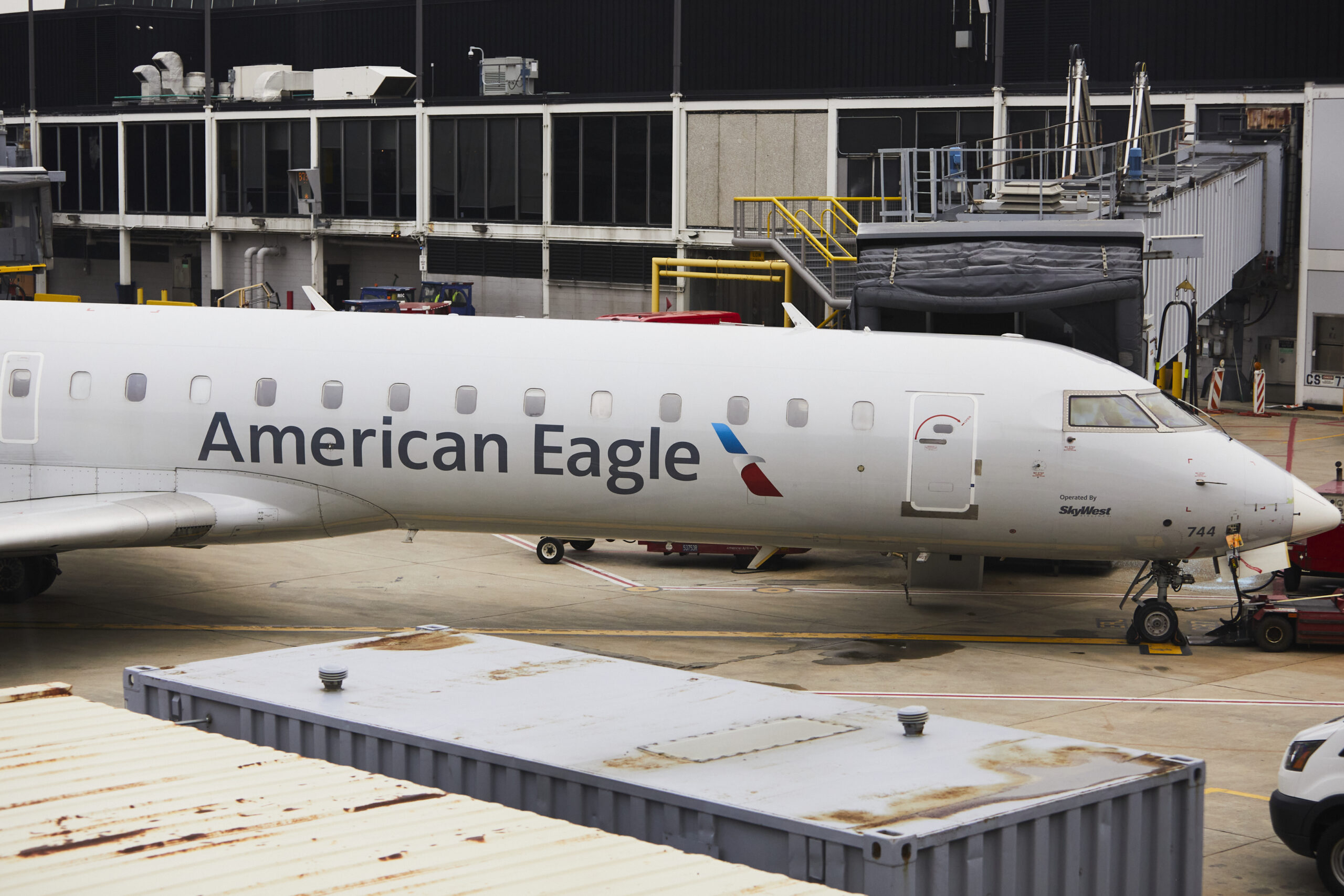 Pesawat American Eagle 5342 Dari Kansas Tabrakan Dengan Heli