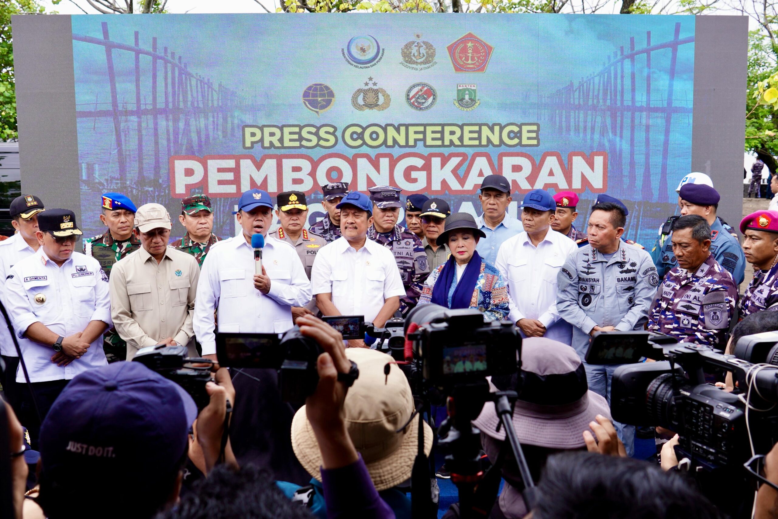 Ditemukan Sertifikat di Luar Garis Pantai Desa Kohod