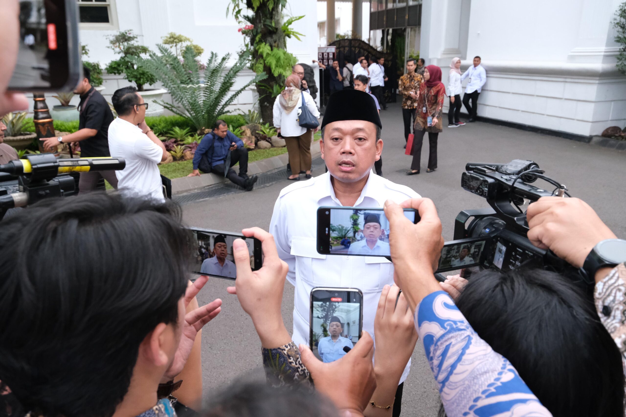 8 Pegawai Kantor Pertanahan Kab Tangerang Dapat Sanksi Berat