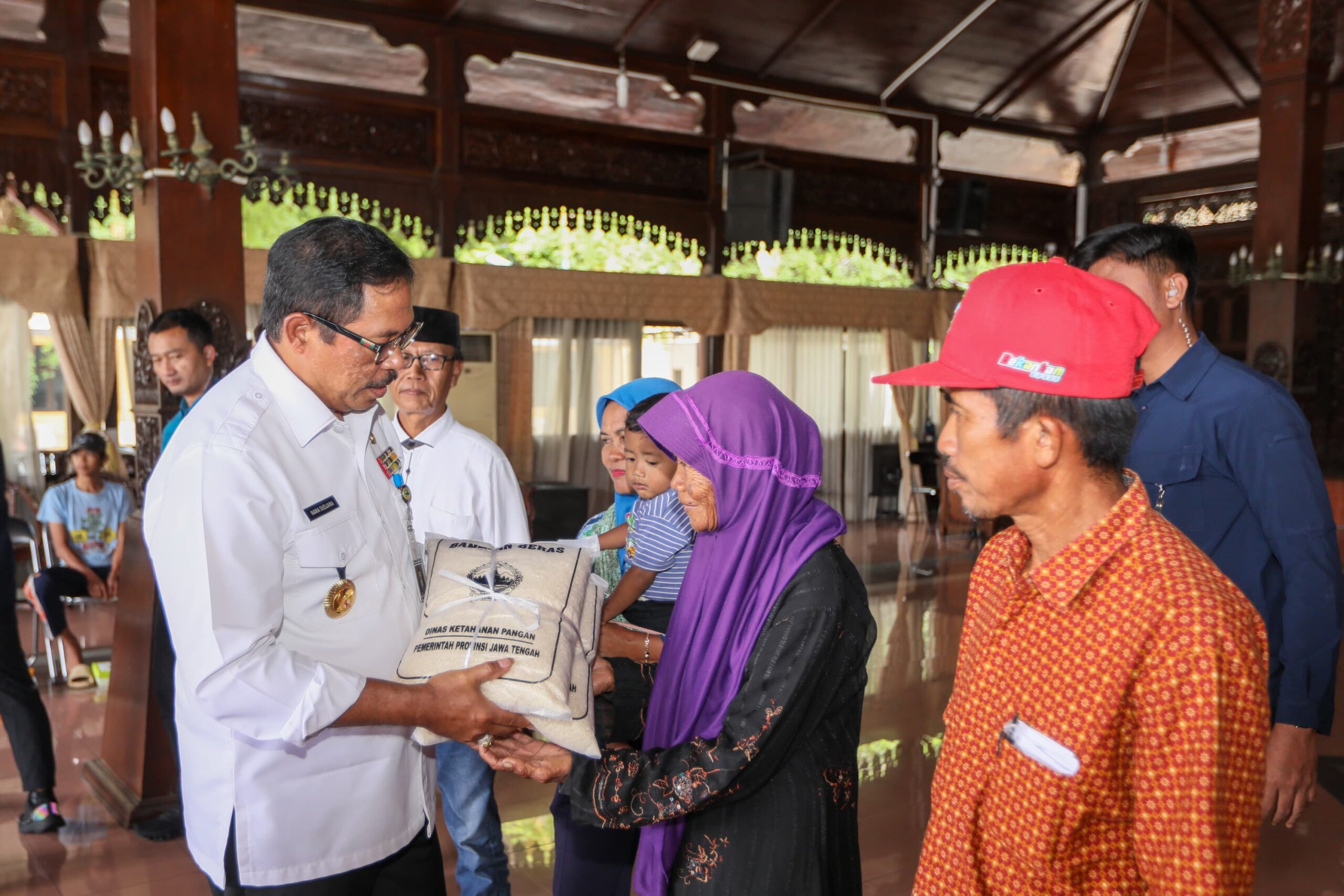 banjir di kabupaten kudus melanda 40 desa di enam kecamatan