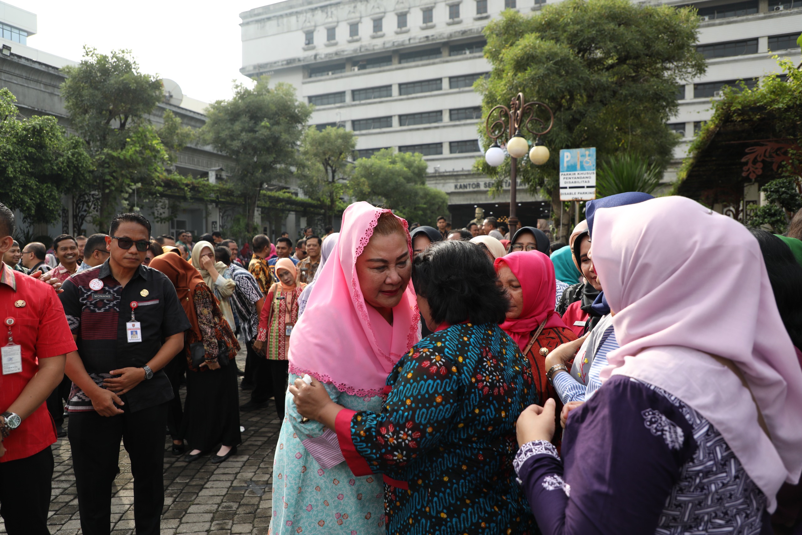 WALIKOTA Semarang Hevearita Gunaryanti Rahayu atau biasa dipanggil Mbak Ita diperiksa Penyidik Komisi Pemberantasan Korupsi (KPK) hari ini