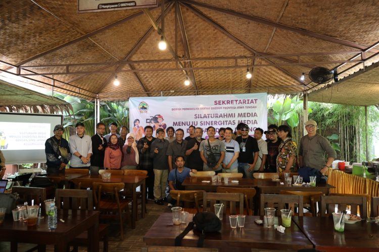 Jurnalis Harus Bantu Lestarikan Budaya Daerah