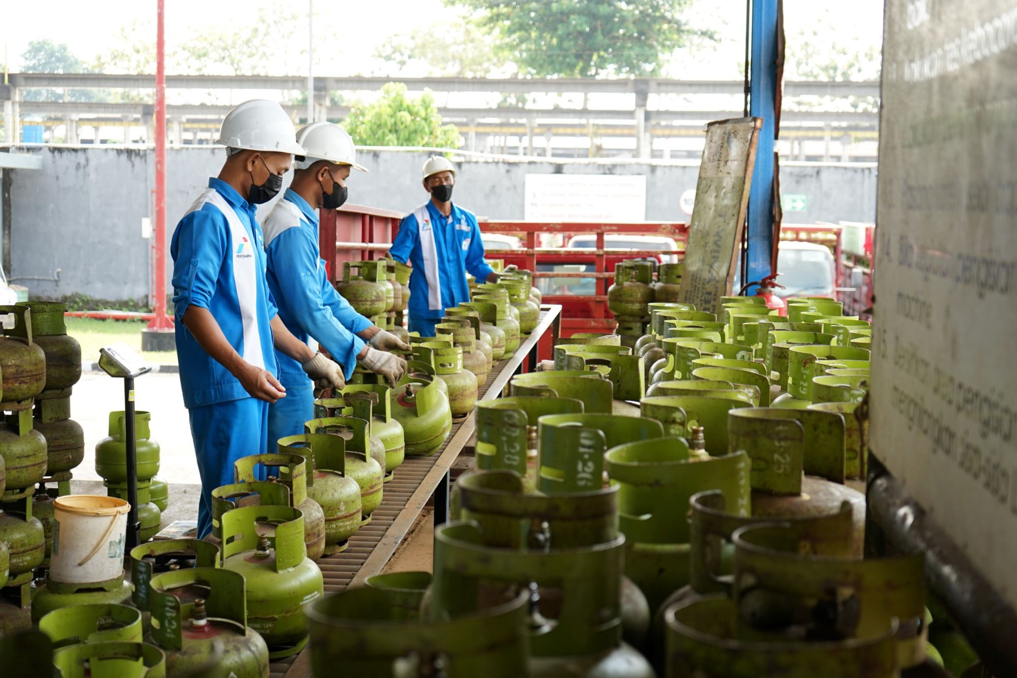 Pengecer Gas Elpiji 3 kg Wajib Jadi Pangkalan Resmi