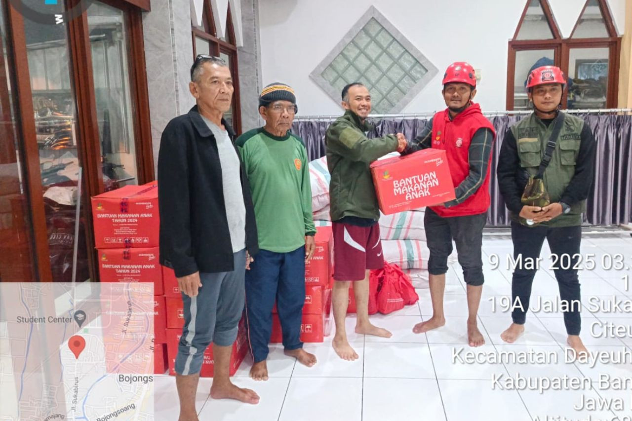 banjir di dayeuhkolot menyebabkan 195 kepala keluarga (KK) atau 486 jiwa terdampak dan mengungsi