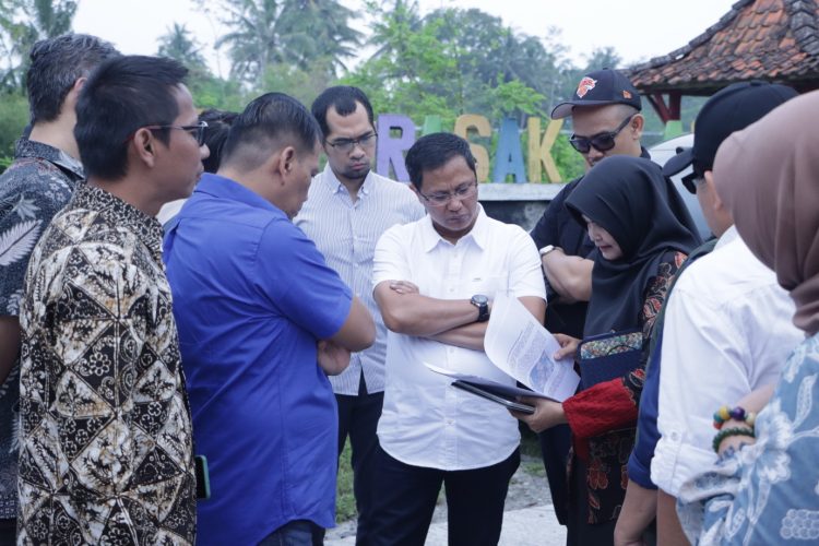 Perbedaan Garis Batas Bisa Munculkan Sengketa Lahan antar Provinsi