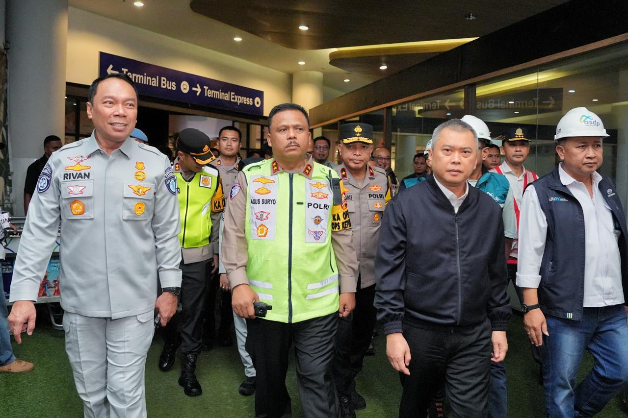 operasi ketupat 2025 hari pertama dipantau langsung Kakorlantas dan menteri perhubungan