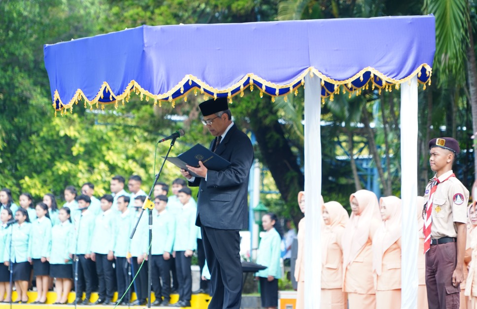 Rayakan Dies Natalis, UNS Beri Penghargaan untuk Mentan