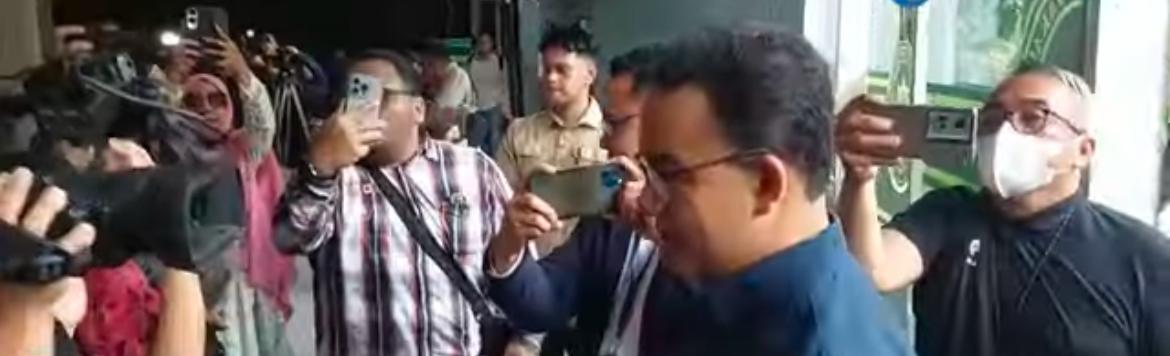 Anies Baswedan hadiri sidang perdana Tom Lembong di pengadilan tipikor jakarta