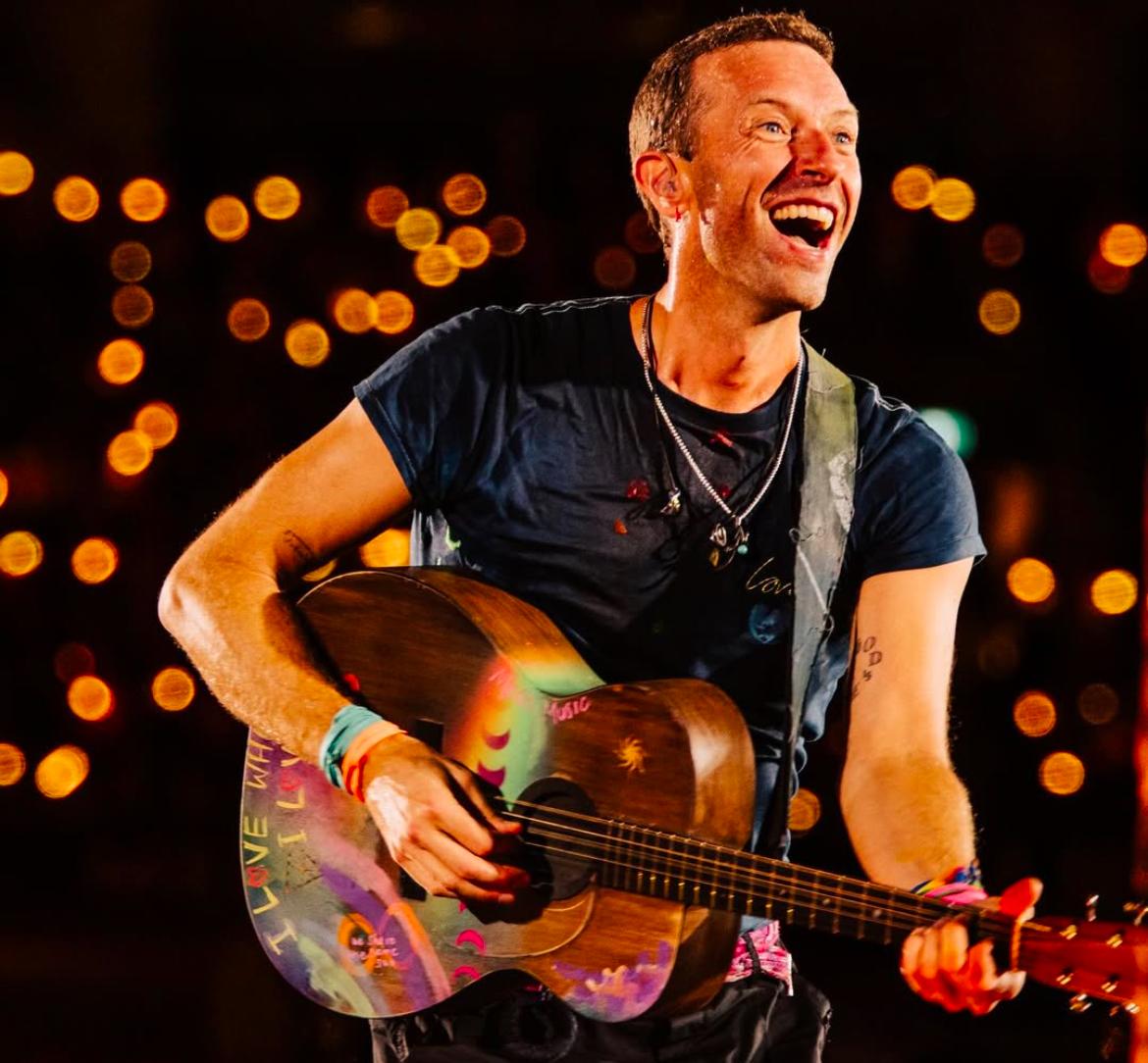 chris martin vokalis coldplay akan dilibatkan untuk akurasi pertunjukkan piala dunia