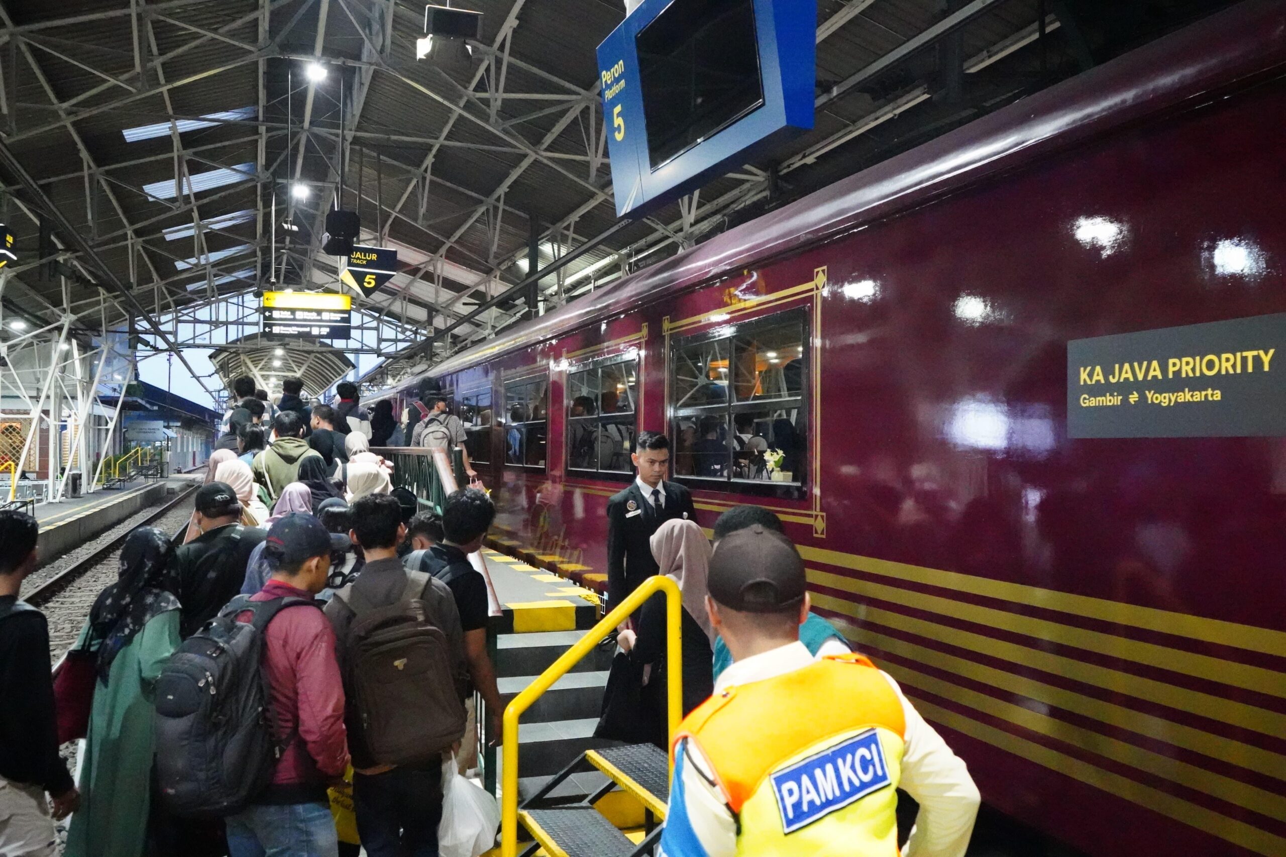 KA Java Priority Sediakan 9.200 Tiket Masa Angkutan Lebaran