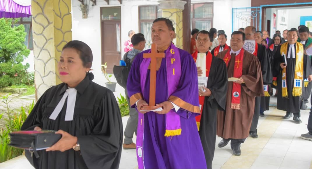 Pemerintah dan Warga Humbahas Rayakan Paskah Bersama