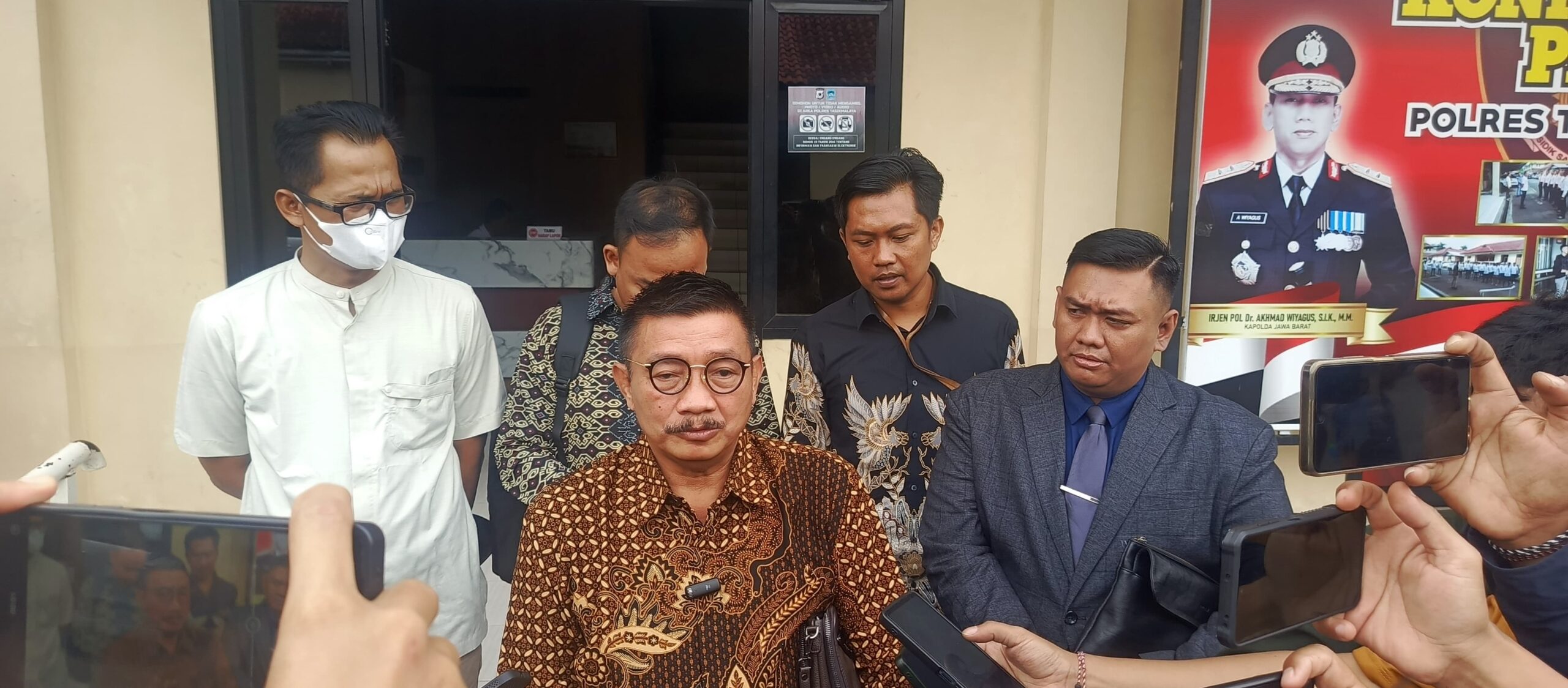 Bupati Tasikmalaya Laporkan Wakil Bupati Cecep ke Polisi