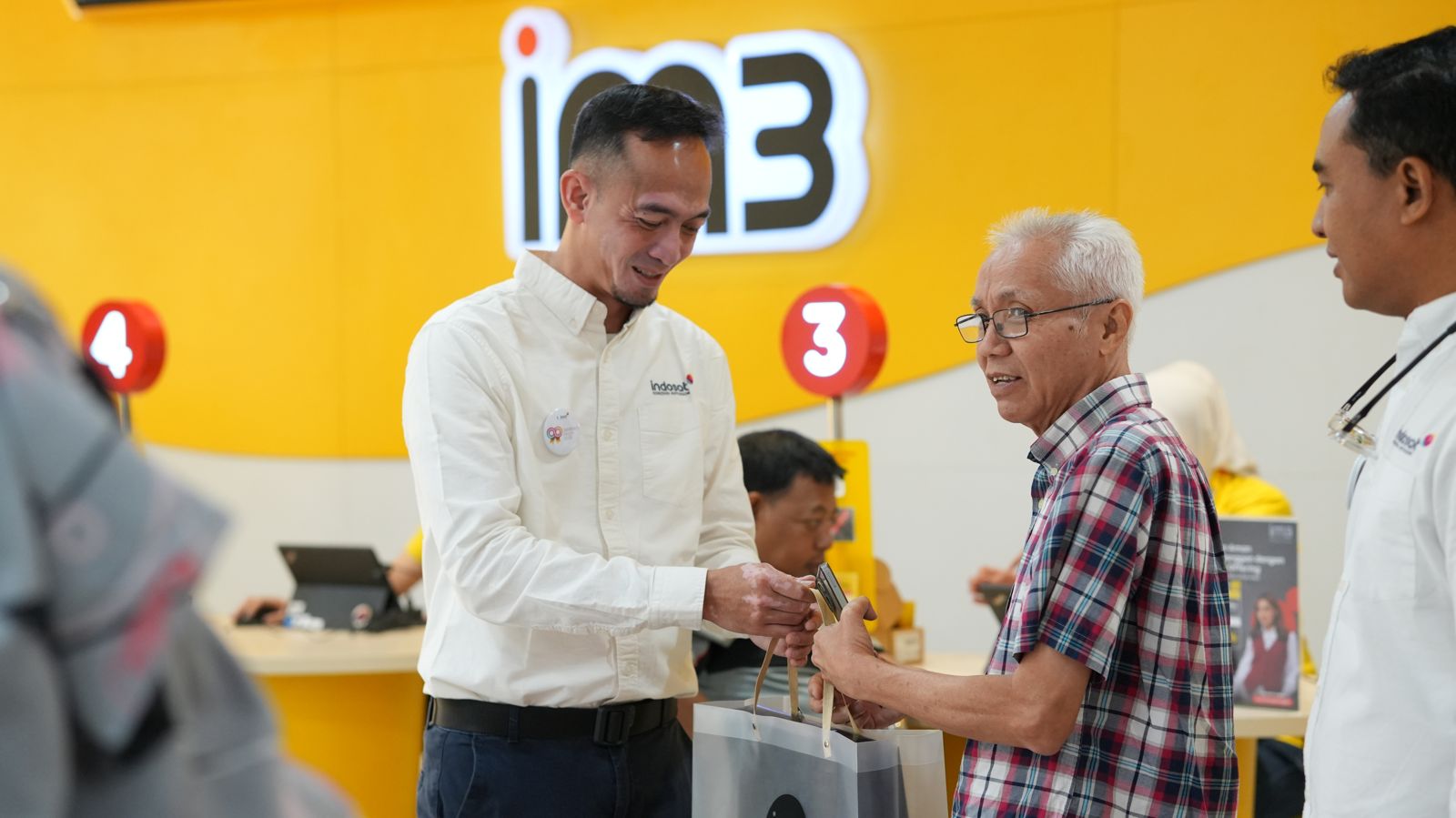 Rayakan HPN, Indosat Beri Hadiah untuk Pelanggan di Jateng dan DIY