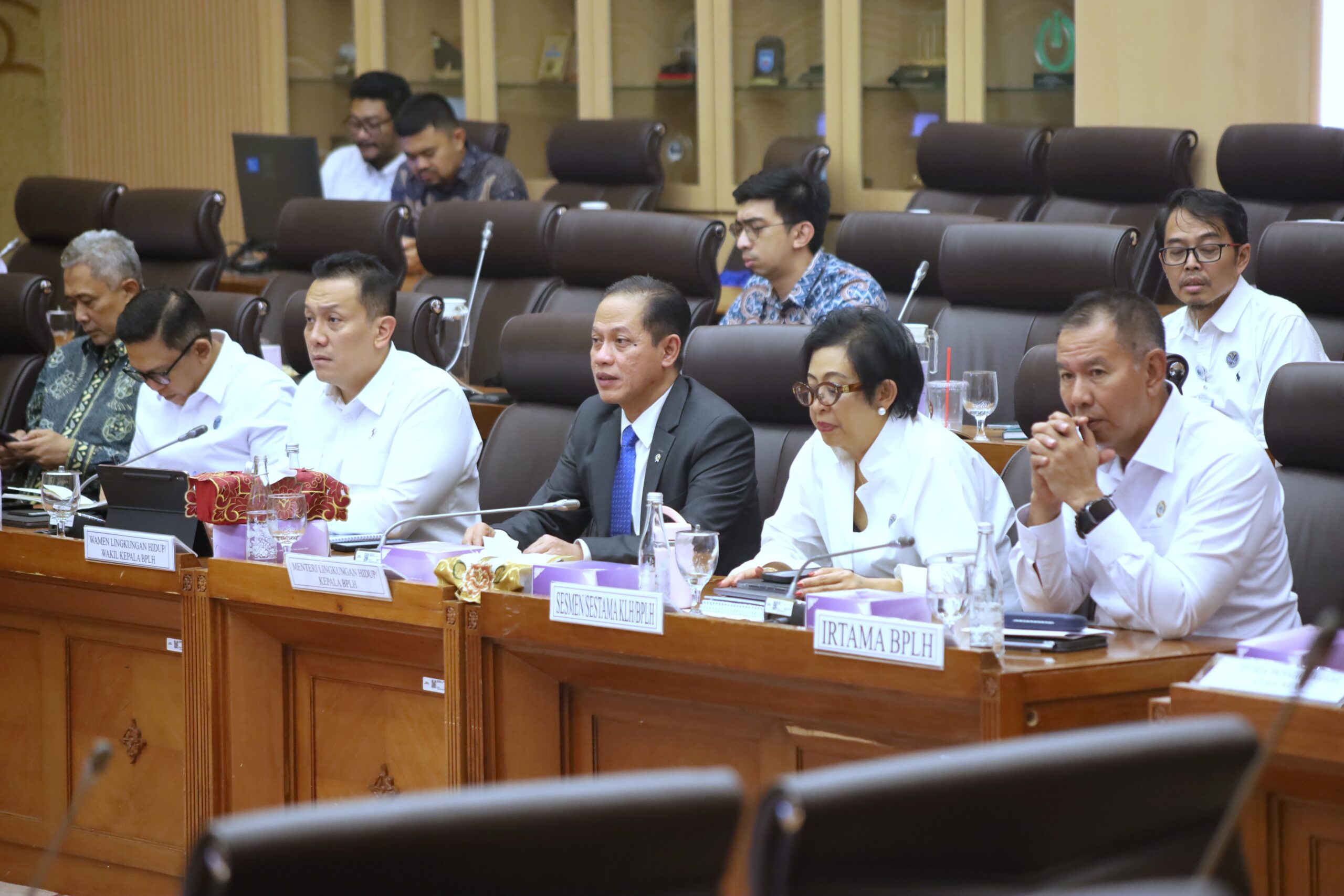 sampah dan karbon menjadi program prioritas dilakukan oleh Kementerian Lingkungan Hidup/BPLH.